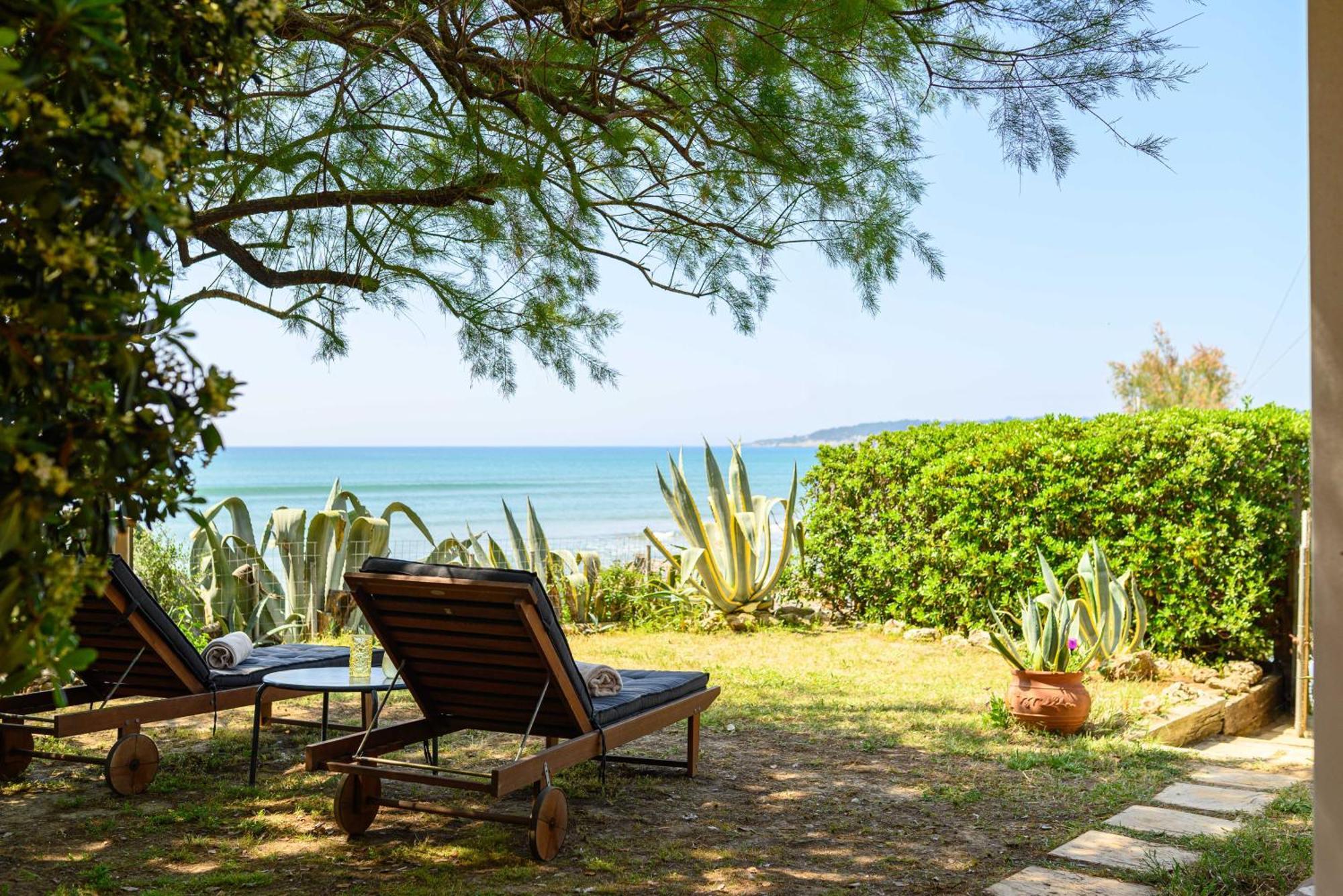 Salty Noses Beach House Paradise Perfect For Families Pírgos Esterno foto